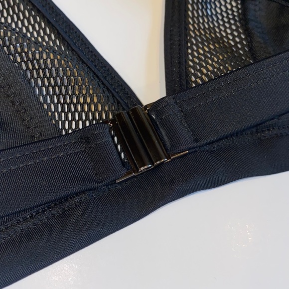 NWT TWIIN Black Mesh Traingle Swim Bikini Top XS - Picture 4 of 4